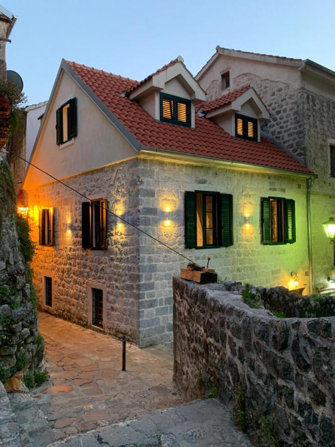 Hotel Kazin Supreme Kotor Zewnętrze zdjęcie
