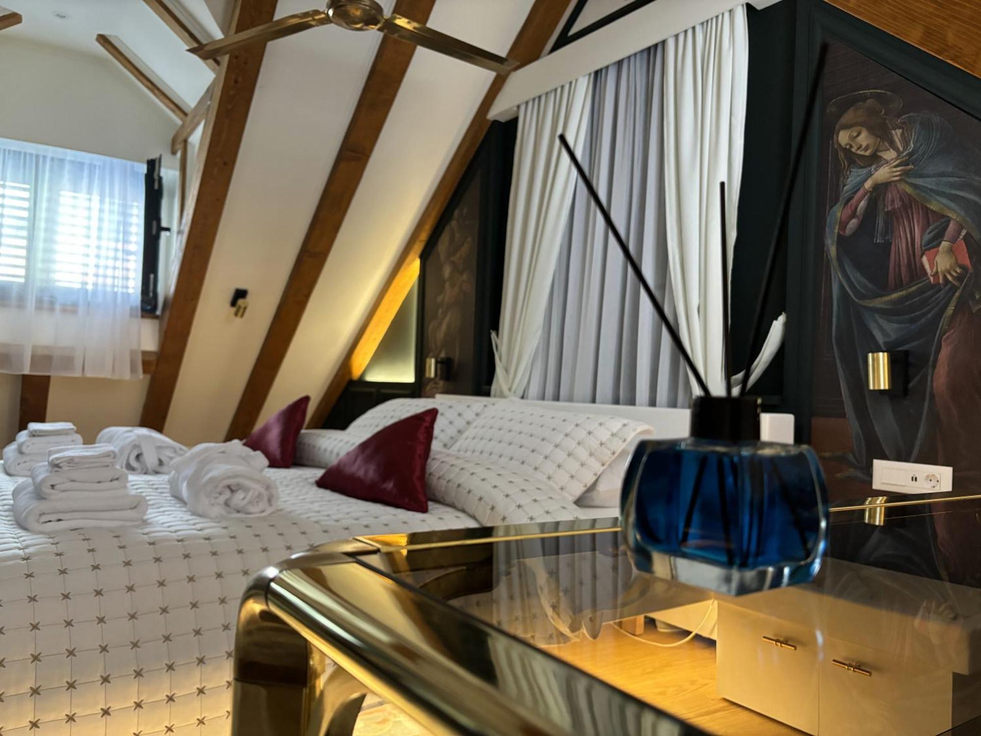 Hotel Kazin Supreme Kotor Zewnętrze zdjęcie