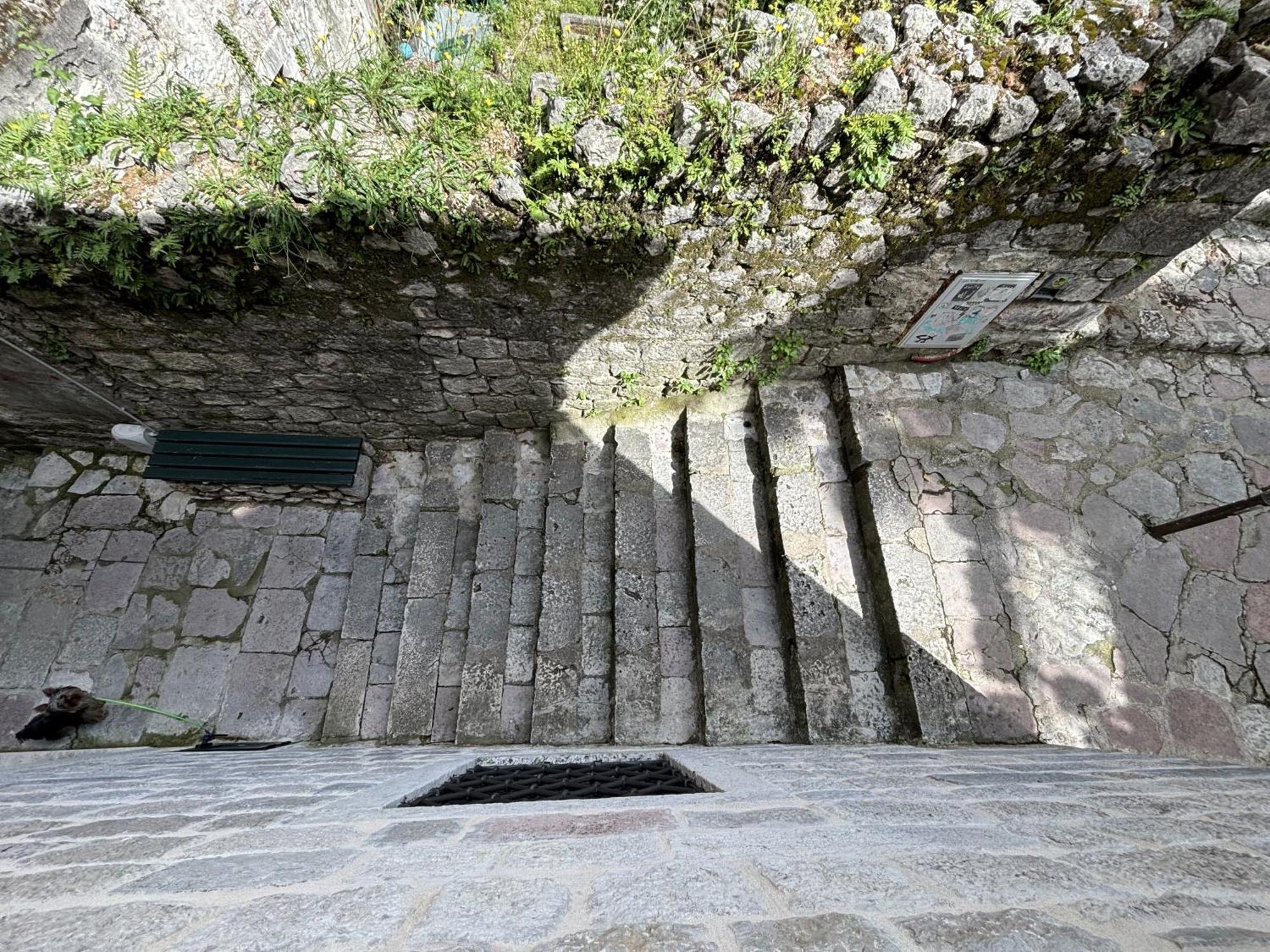 Hotel Kazin Supreme Kotor Pokój zdjęcie